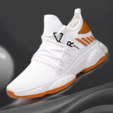 Men breathable mesh sports sneakers with fly-woven upper and EVA sole