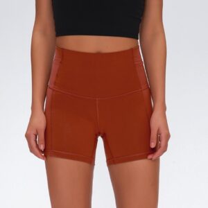Women’s high-waist hip-lifting sports shorts in black Nylon quick-dry yoga shorts for women – blue color Women’s breathable fitness shorts – green Red hip-lifting workout shorts for women Grey tight sports shorts for yoga and dance Women’s super elastic gym shorts front view High-waist fitness shorts S–XL size range